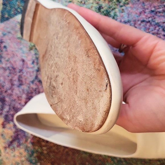 Vince Italian Leather Maxwell Ballet Flat Ivory Women's 9 - Picture 7 of 7